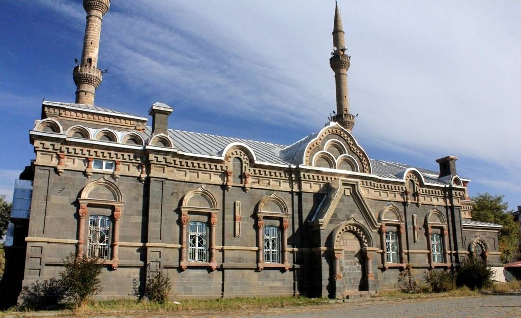 Büyük Katedral (Fethiye Camii) 